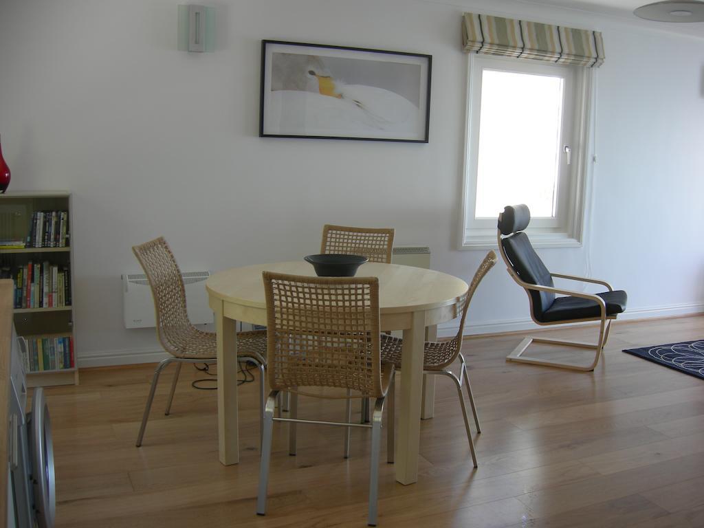 Beach View Apartment Ventnor Rum bild